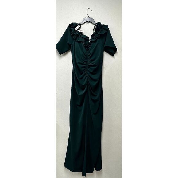 Xscape Women's Plus Size Ruffled Off-The-Shoulder Gown - Pin 20W - Picture 3 of 6